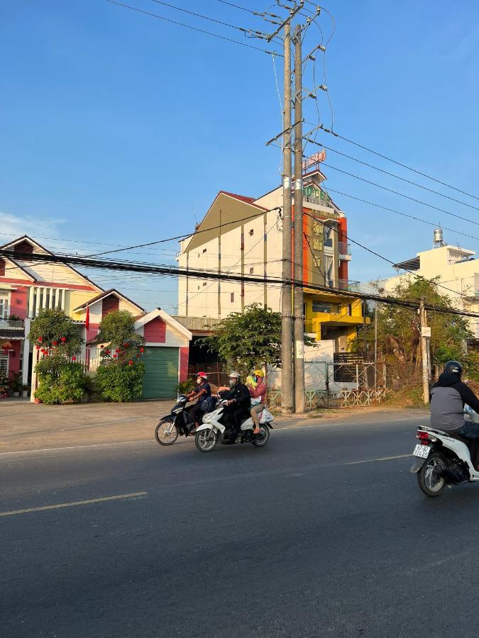 Ngoc Kha Tu 2 Hotel Long Xuyên Exterior foto