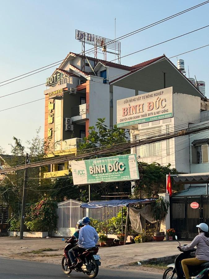 Ngoc Kha Tu 2 Hotel Long Xuyên Exterior foto